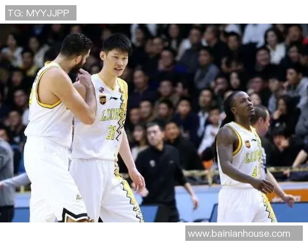 北京网球队以54分稳居锦标赛积分榜首位展现强劲实力